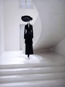 Yamamoto di bianco vestito